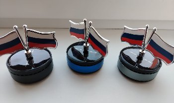Ароматизатор на панель с солнечной батареей TM-864 Флаг России Черный (Black Ice)