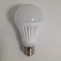 Светодиодная лампа бытовая E27 85-265 V 7W( =55W) (Mаяк)  E2-003