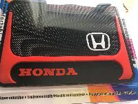 Коврик на панель плоский 180*130мм, Черный, Н-тип, надпись HONDA