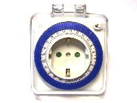 Розетка с таймером механическая с защитным корпусом для подогревателей 220 В, цикл работы 24ч, ТМ-31