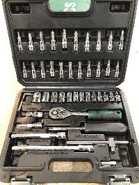 Набор инструментов ( 46 предметов) 1/4" головки 8-14 мм, воротки ,биты (DE/YD-1004 )