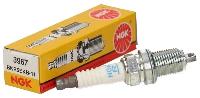 Свеча зажигания NGK  3967  (BKR5EKB-11) (7804)