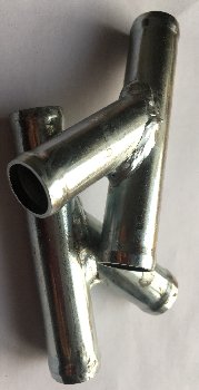 Трубка соединительная металл тройник д.16*16*16 мм (45*) 