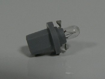 Лампа б/ц 12V  2W  BAX8.7d / T6.7 с серым патроном 