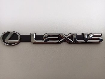 Шильдик металлопластик LEXUS + эмблема, серебро 