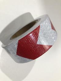 Лента светоотражающая самоклеящаяся 50мм*25м,  красно-белая стрелка, рулон