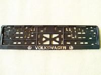 Рамка номера пластик с защелкой, черная, рельеф, VOLKSWAGEN серебро (уп.30 шт.)