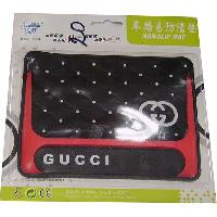 Коврик на панель плоский 180*130мм, Черный, Н-тип, надпись GUCCI