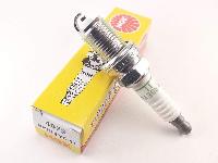 Свеча зажигания NGK  4073/ 4195  (BKR6EYA-11) (*4 Pack 7762)