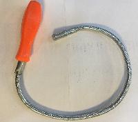 Магнит на гибком удлинителе, оранжевая ручка 