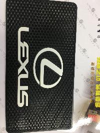 Коврик на панель плоский 260*130 мм black LEXUS