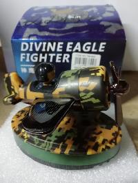 Ароматизатор на панель с солнечной батареей TM-804 Самолет с пилотом Хаки (Cologne)