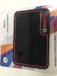 Коврик на панель плоский 195*130мм, Черный, с красной рамкой, угловая надпись HONDA красная