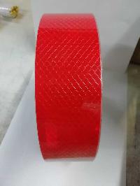 Лента светоотражающая 50мм*40м красная, рулон
