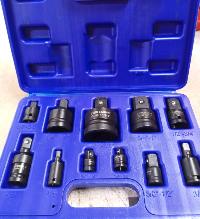 Адаптер-переходник усиленный (ударный) с карданами, набор 11 предметов, пенал, к-т    КНР