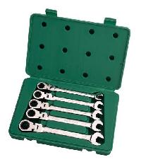 Ключи рожково-накидные с храповиком ( 5 предметов) 10-14 мм, гнущаяся головка, кейс, к-т 09082 SATA