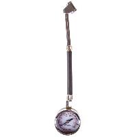 Манометр шин грузовой, метал корпус, гибкий удлинитель (11 атм) S07701001 Skyway (1/50)