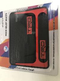 Коврик на панель плоский 180*130мм, Черный, Н-тип, надпись TRD