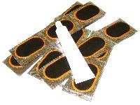 Аптечка для ремонта камер S2 (24 латок) 50*32 мм, овал, с клеем (КНР)  (1/100) 