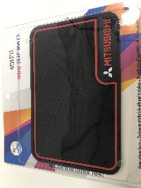 Коврик на панель плоский 195*130мм, Черный, с красной рамкой, угловая надпись MMC красная