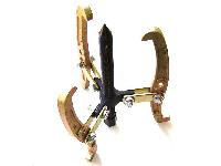 Съемник трехлапый винтовой 300 мм