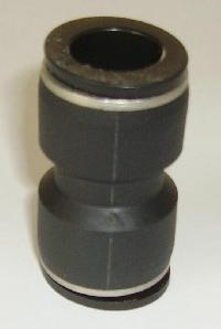 Фитинг трубок пластик прямой, PUC 15мм