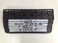 Рамка номера пластик, с нижней защелкой, черная  (уп.30 шт.)