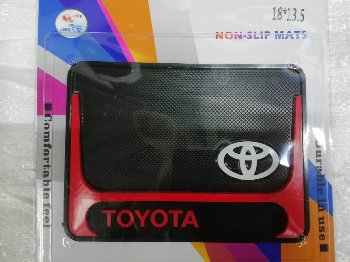 Коврик на панель плоский 180*130мм, Черный, Н-тип, надпись TOYOTA