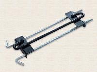 Крепление АКБ нерегулируемое, 55-90 А/ч KLEMOS