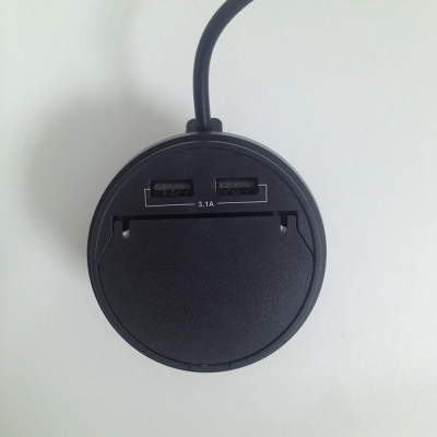 Пепельница-стакан пластик, синяя подсветка крышки, разветвитель USB 3.1A 12/24V ,черная  HSC YC-29