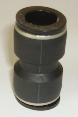 Фитинг трубок пластик прямой, PUC 15мм
