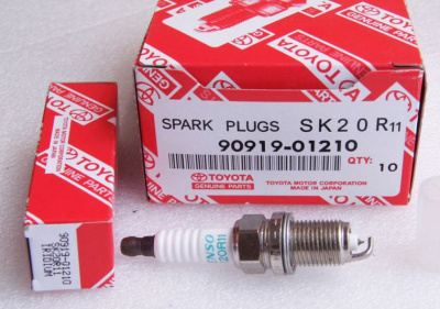 Свеча зажигания TOYOTA 90919-01210  аналог Denso 5304 IK20/ SK20R11