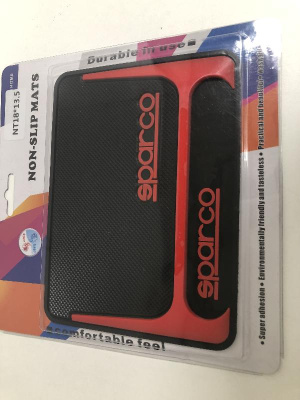 Коврик на панель плоский 180*130мм, Черный, Н-тип, надпись SPARCO