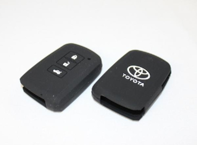 Чехол на ключ автомобильный силиконовый TOYOTA (3 кнопки)COROLLA,CAMRY/HYBRID, RAV4,  HIGHLANDER 