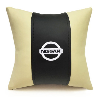 Подушка на сиденье экокожа 25*25 NISSAN бело-черная 