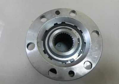 Муфта включения переднего моста 43530-39045/ 40350-39045 YIXING T.Hilux(LN8#,10#,112,13#,KZN/VZN130)