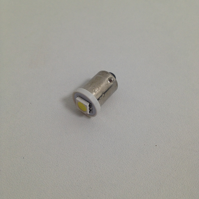 Светодиод T 8 24V WHITE  1SMD BA9S (Маяк) (24T8-W/1SMD)