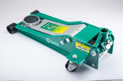 Домкрат подкатной  3 т усиленный низкопрофильный  97813А  SATA